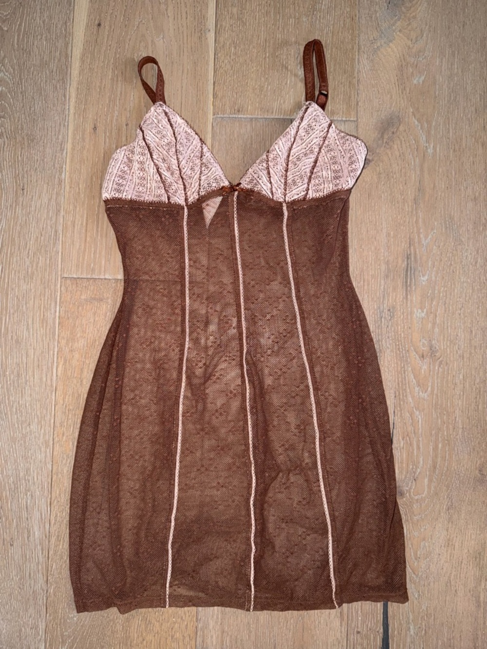 Y2K JLO Lace Slip on dress in pink & brown size small like new great condition